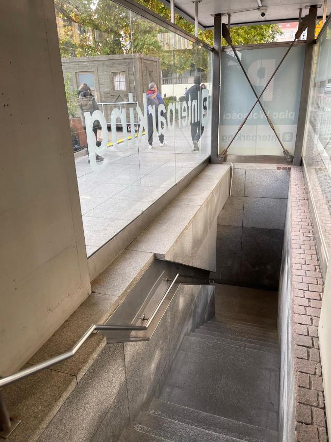 Plac Wolnosci 6 Contactless Check-In 24H بوزنان المظهر الخارجي الصورة